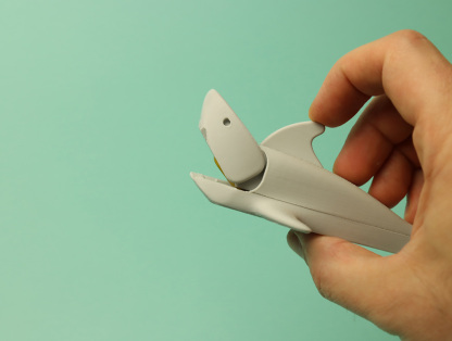 🦈 Biting Shark Fidget Toy