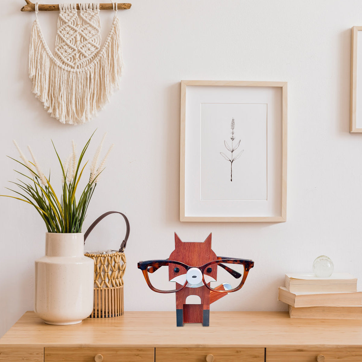 Pet glasses storage rack