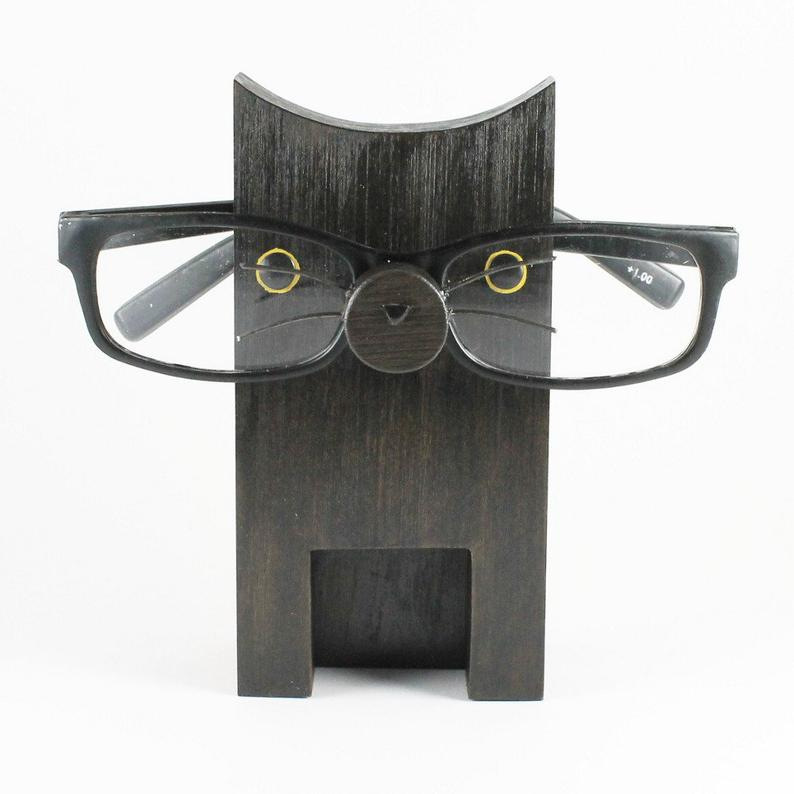 Pet glasses storage rack