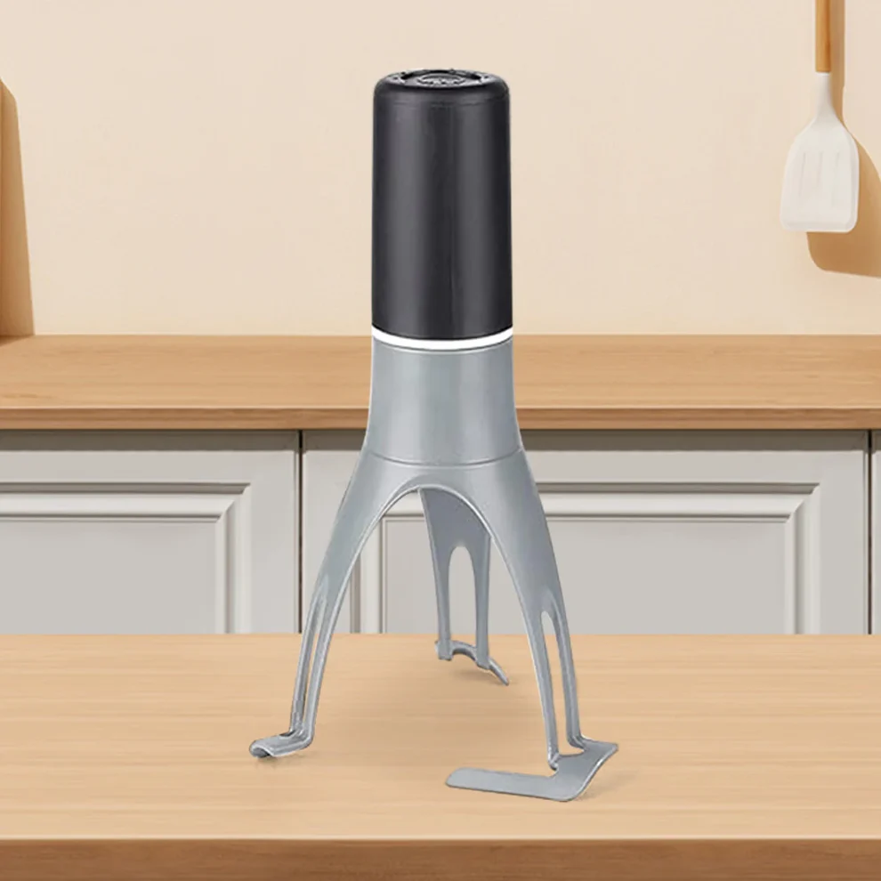 🥄 Triangle Pan Stirrer / Battery-Powered Kitchen Tool