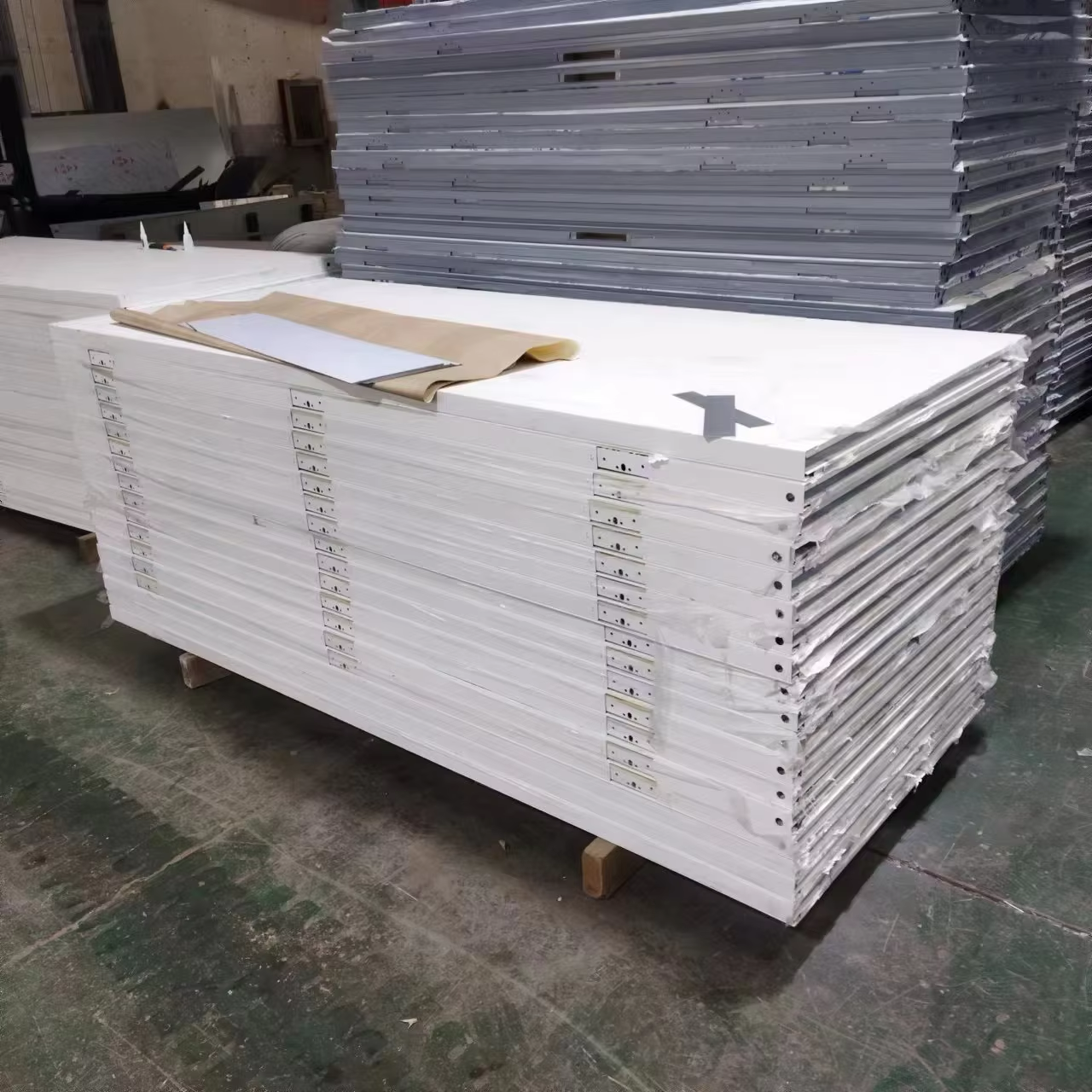 2-Panel 6 Panel Customized Embossed Hollow Metal Door Steel Fire door