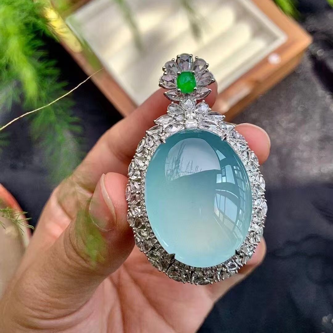 D-010 Lunar Sapphire