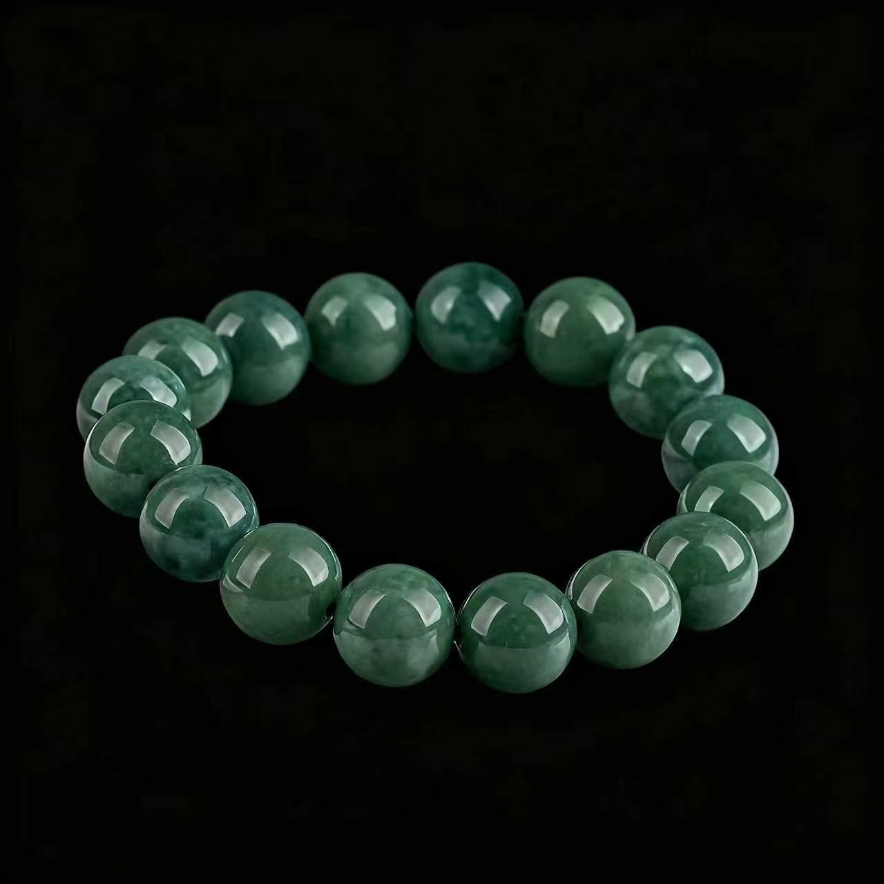Green Floating Jade Round Bead Bracelet