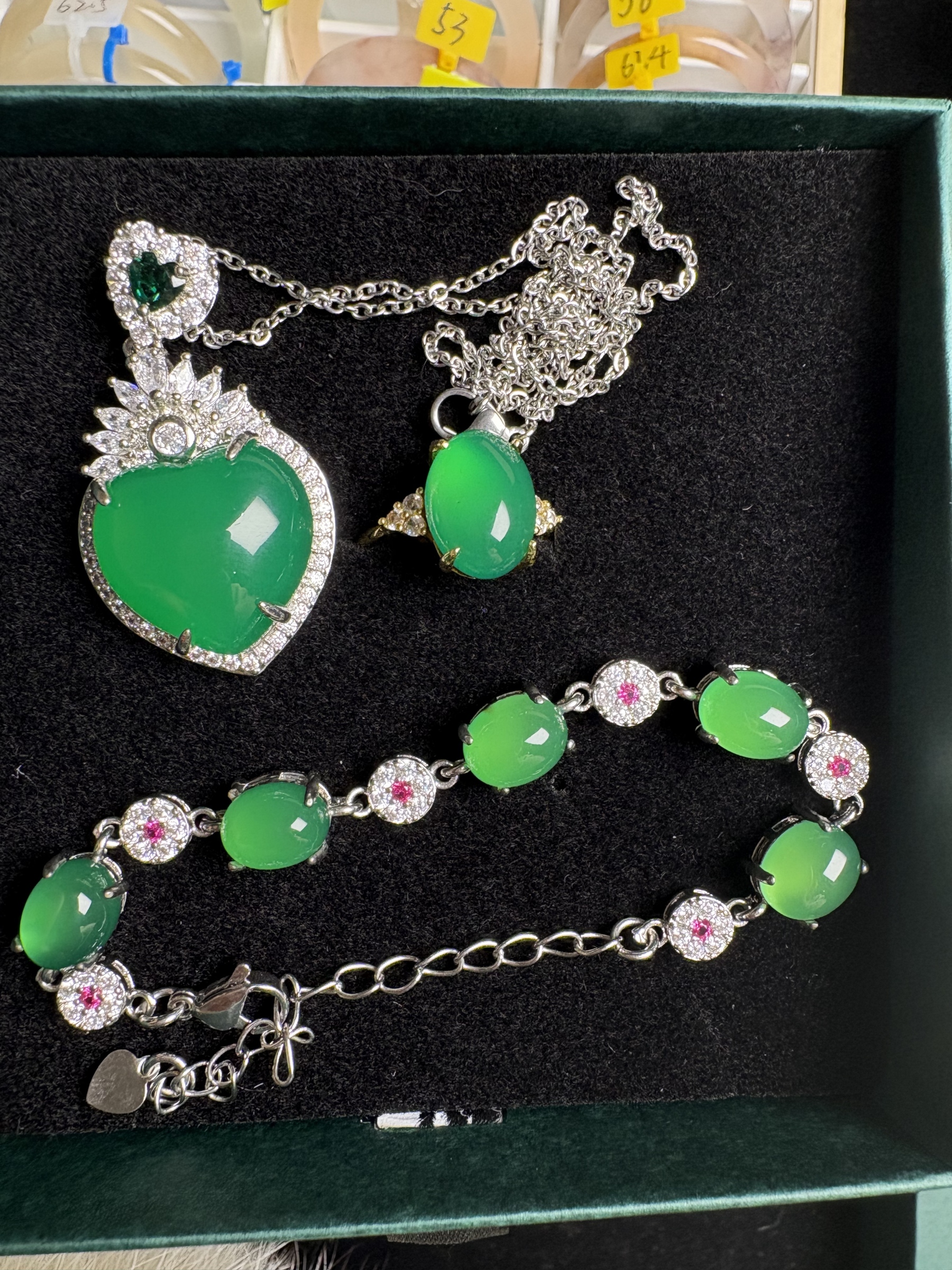 Green Three-piece Set(Ring+Bracelet+Necklace)