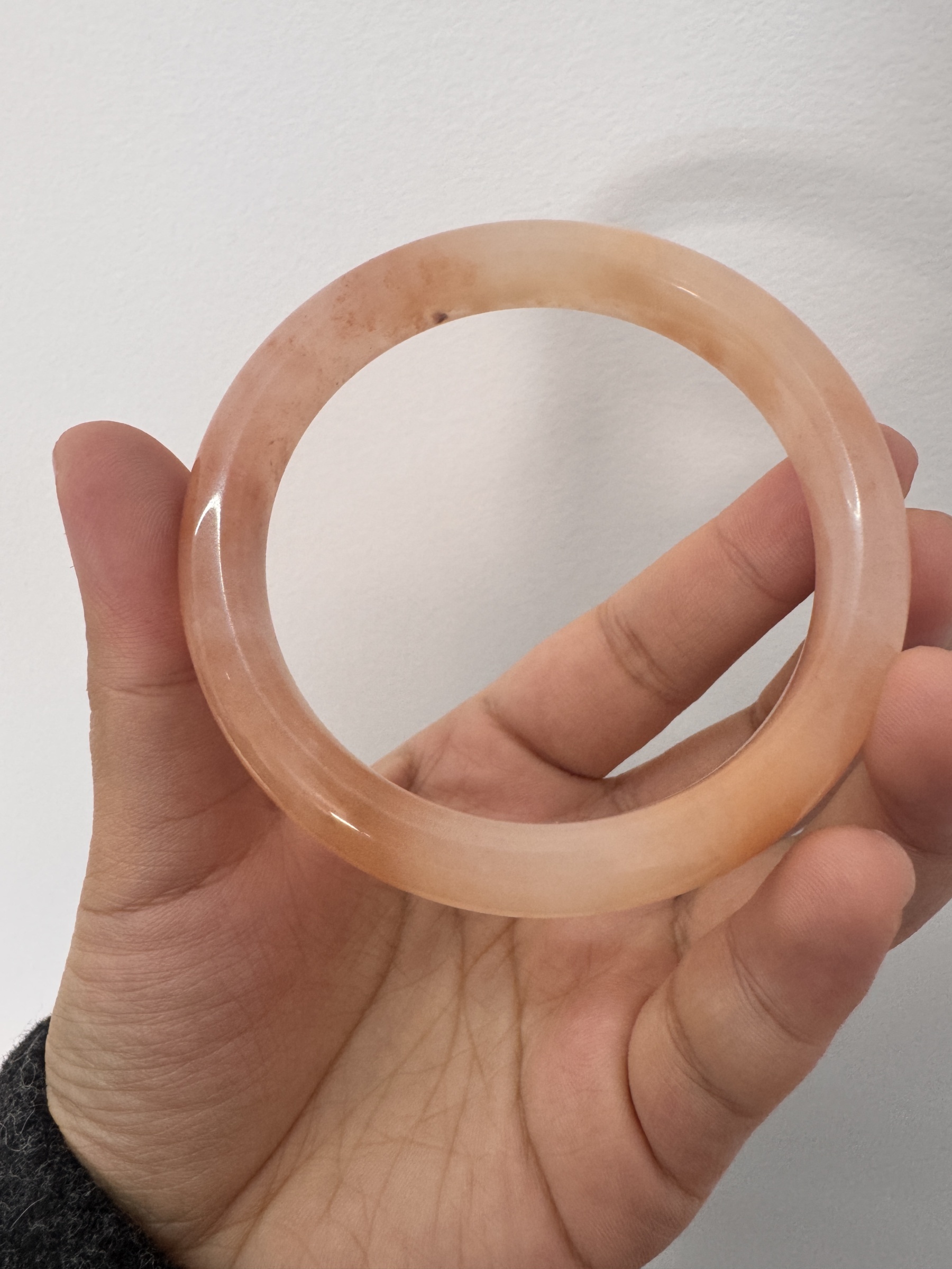 L-064 Red and pink bracelets