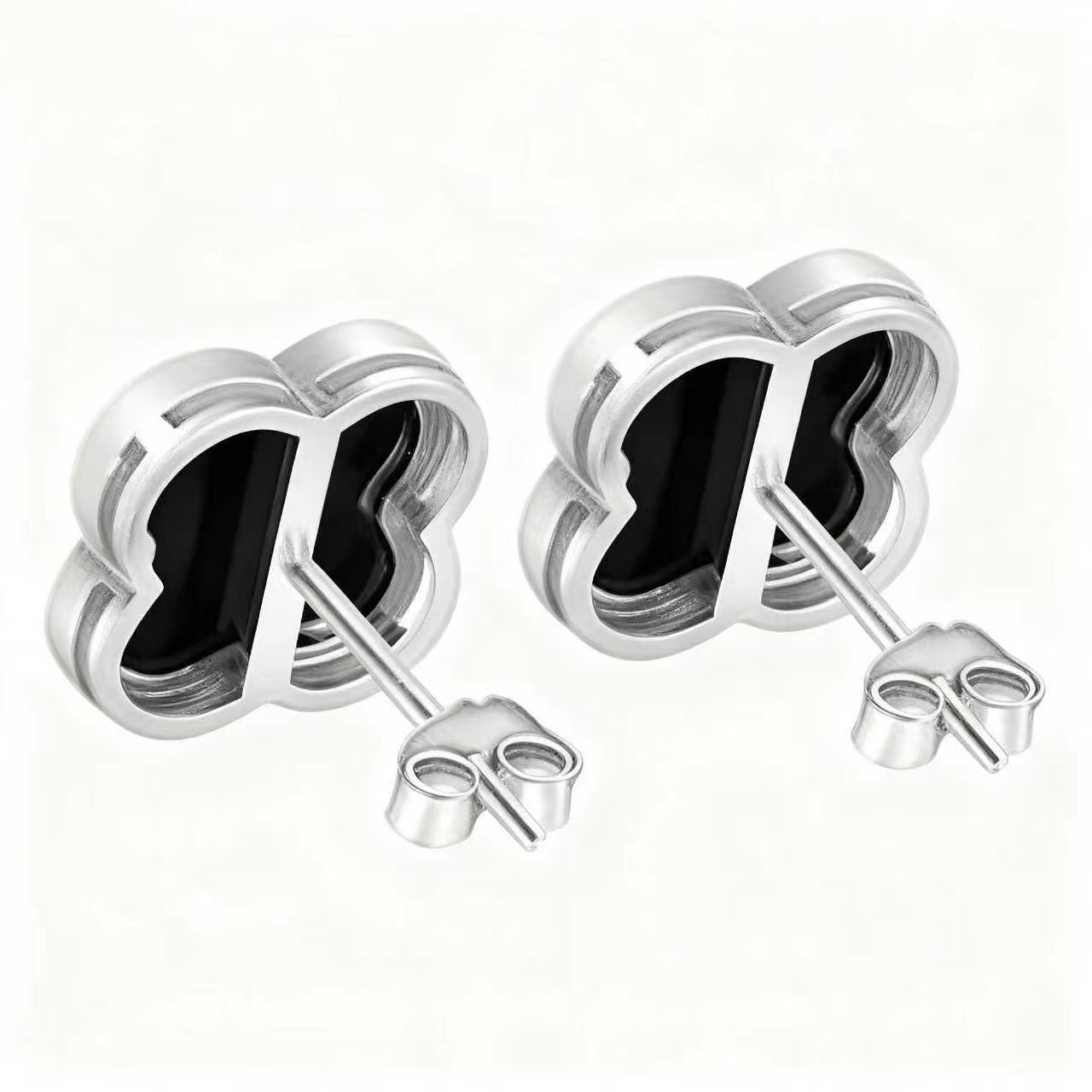 Jadeite Four-Leaf Clover Ear Studs