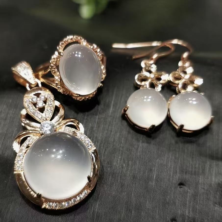 D-012 Lucid Dream Suite