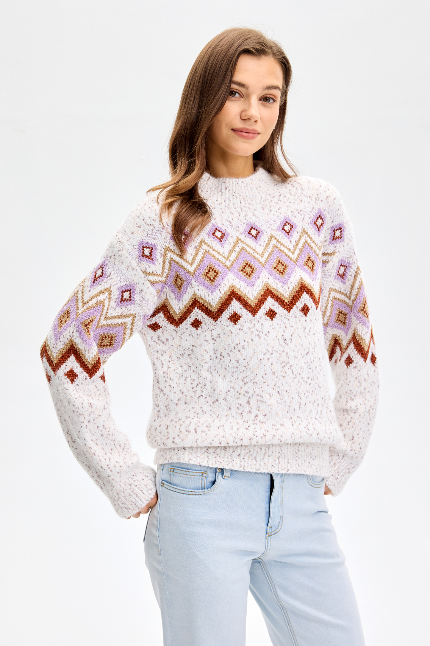  Vessira Womenswear Crewneck Fitted Grey with Crewneck Design & Long Sleeves