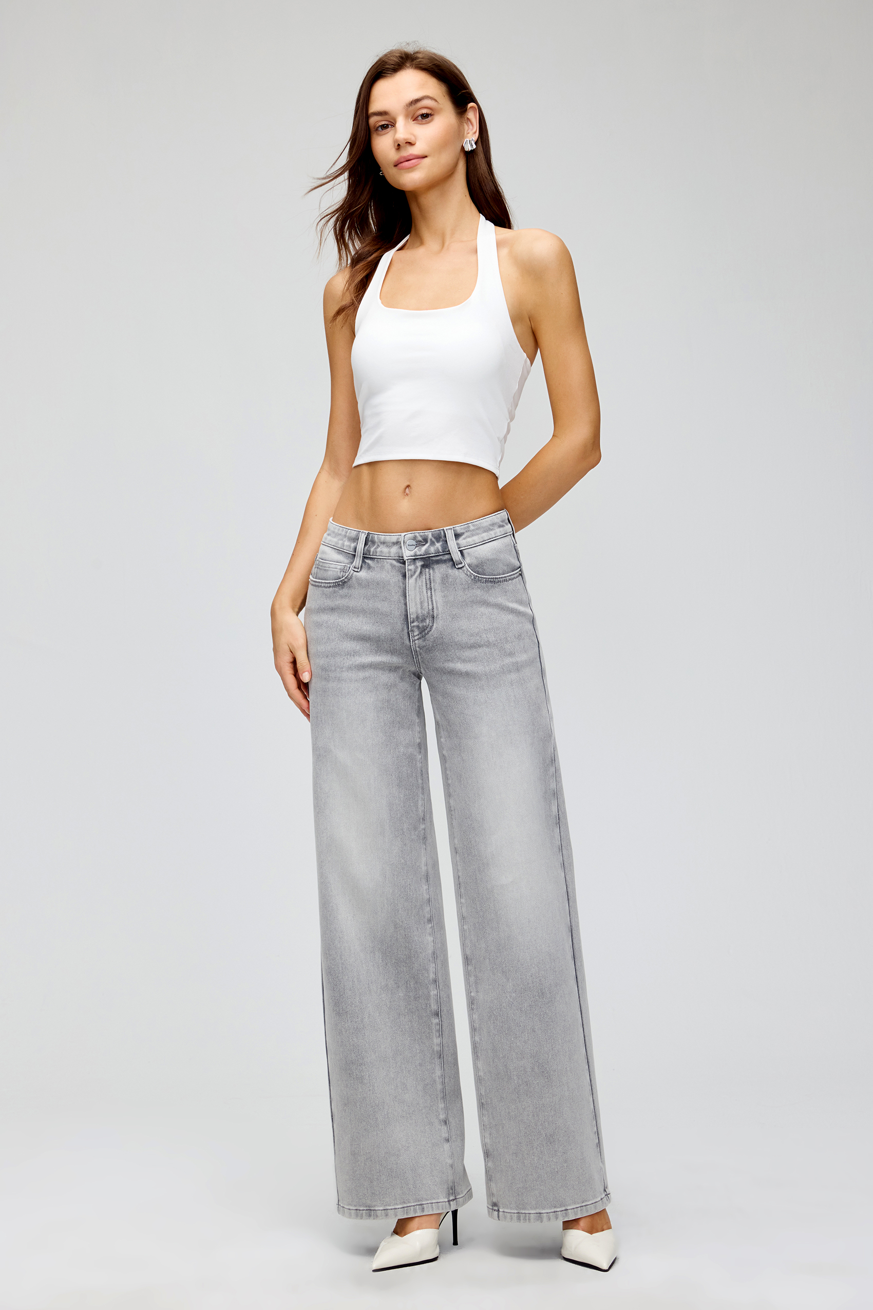 Vessira Women’s Gray Mid-Rise High-Stretch Wide-Leg Jeans