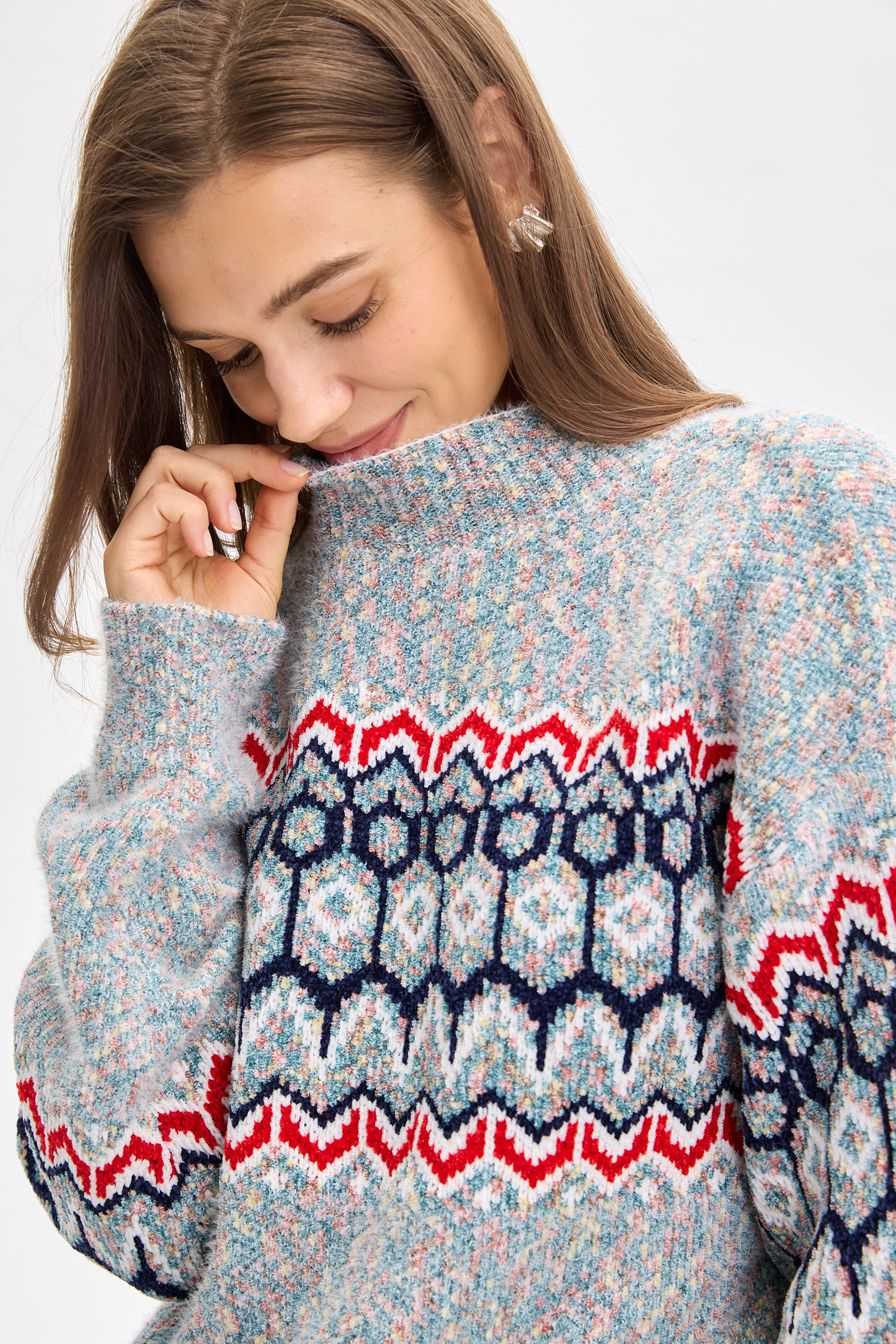  Vessira Women's wear Crewneck Fitted Grey with Crewneck Design & Long Sleeves