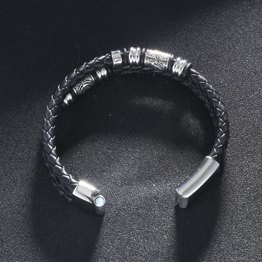 Celtic Knot and Vegvisir compass viking bracelet