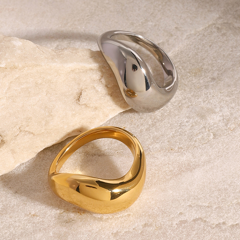 Molten Chunky Ring
