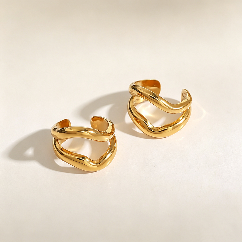 Twisted Cuff Ear Cuff Non Piercing