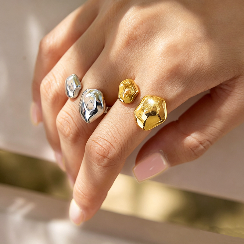 Irregular Pebble Open Gold Ring