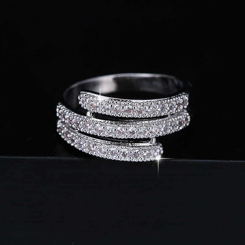 Twisted Layer Spark Ring
