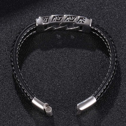 Rune-Hunt Bracelet
