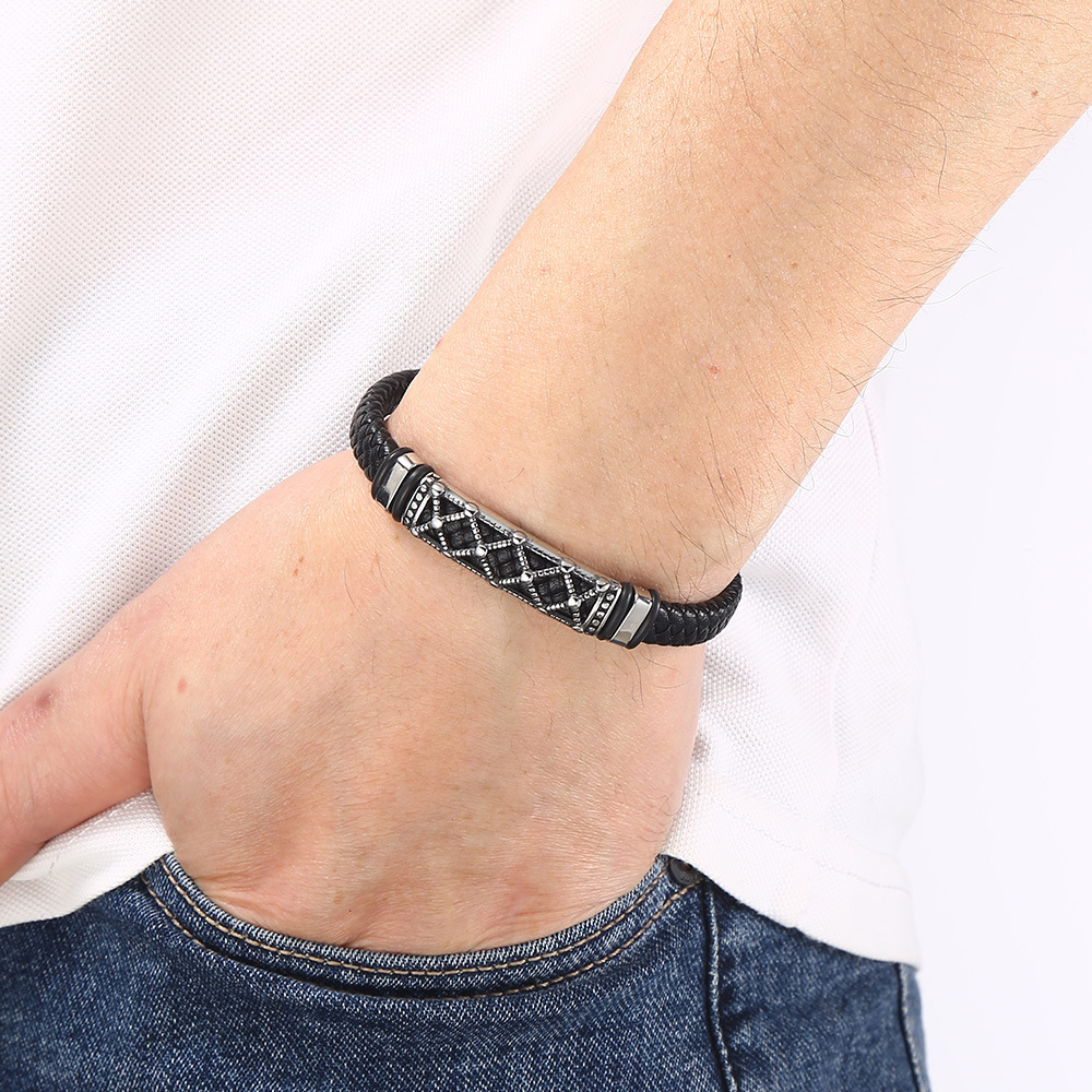 Viking-style Retro Woven Leather Totem Bracelet