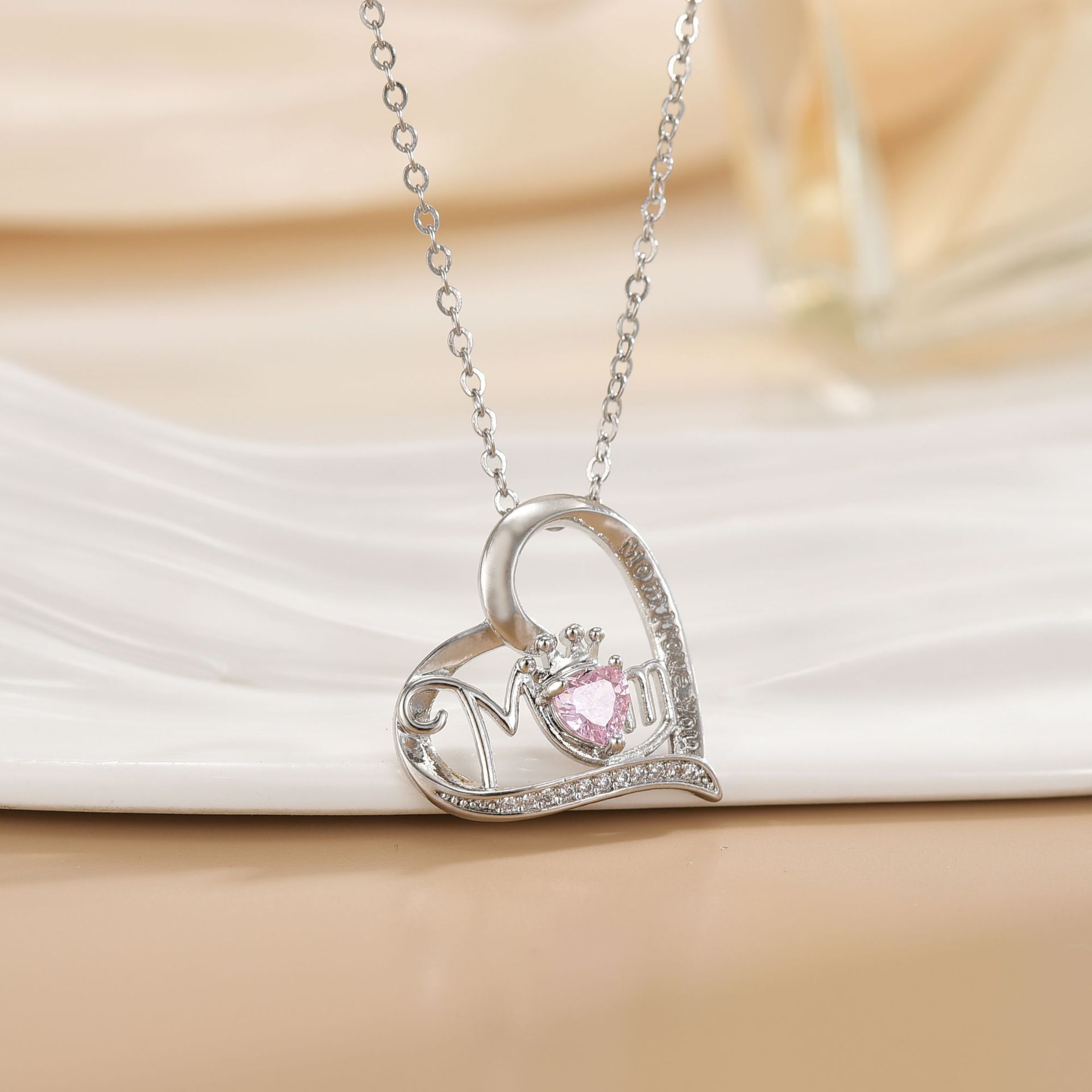 Light Luxury Necklace Collection