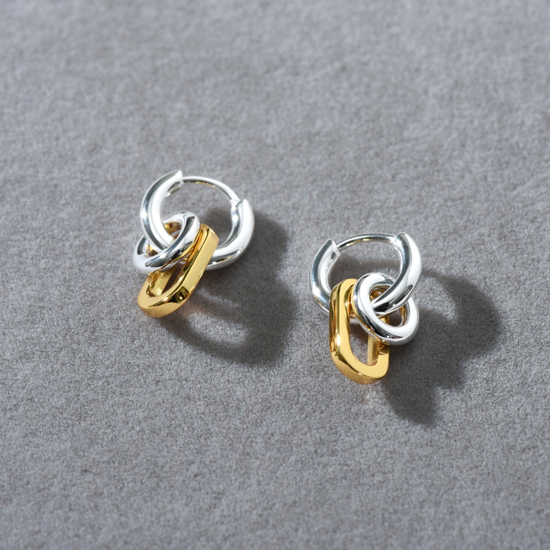Light Luxury Hoop Earrings Collection