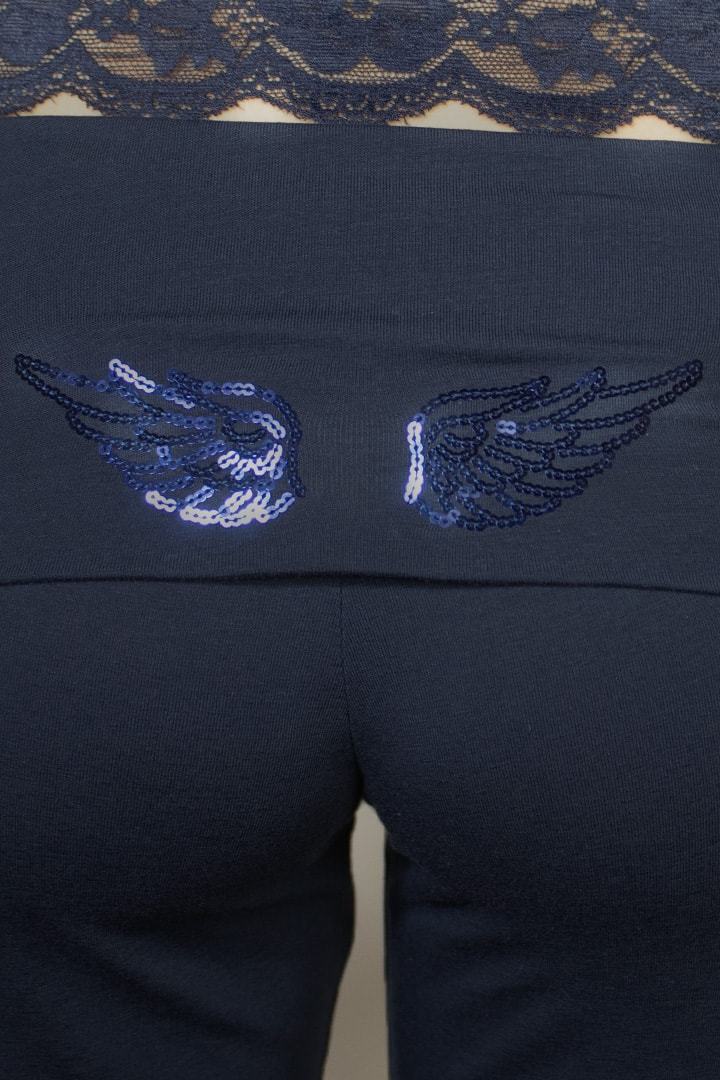 Cuffed pants with wings