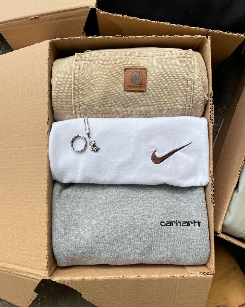 Vintage Outfit Mystery Box