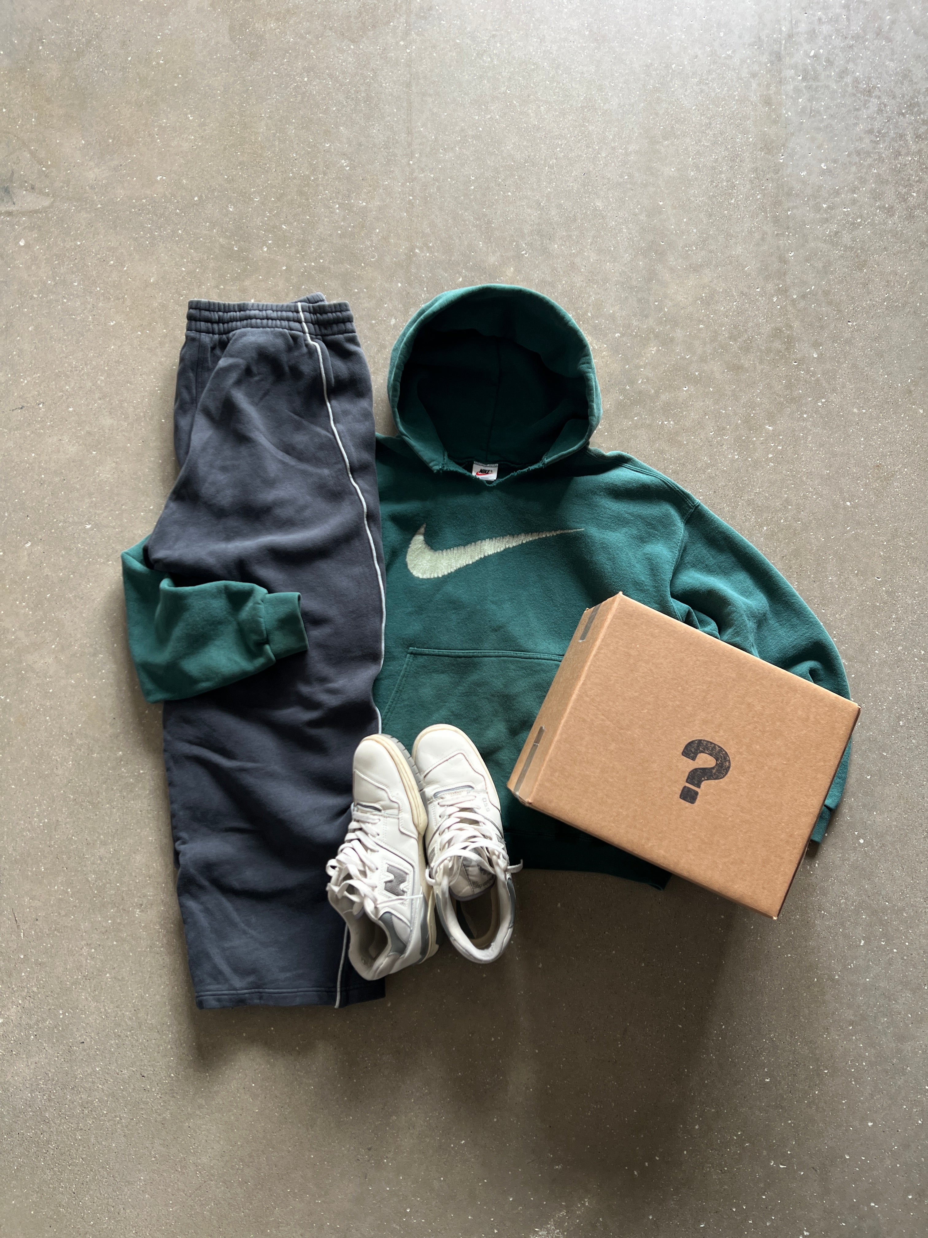 Vintage Outfit Boxes