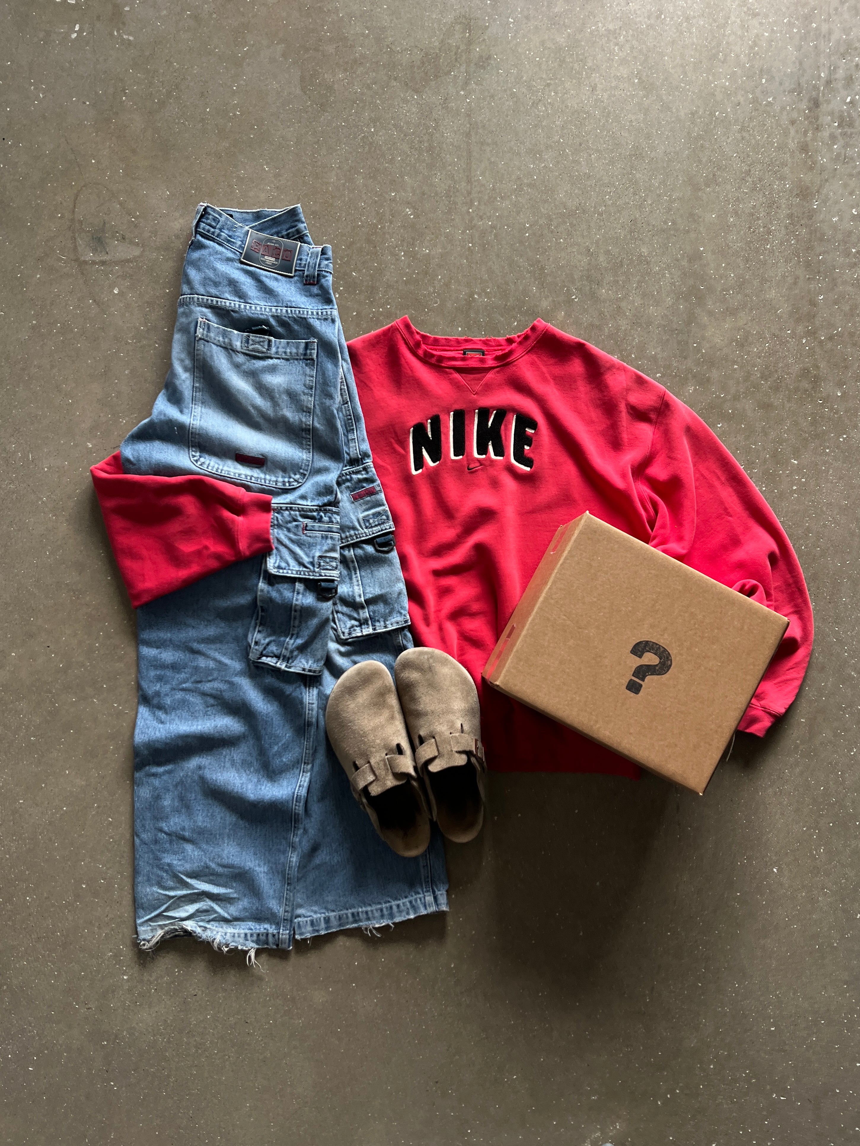 Vintage Outfit Boxes