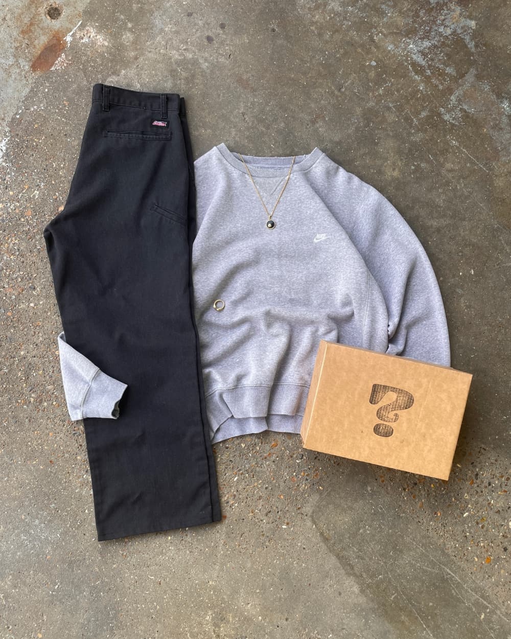 Vintage Outfit Mystery Box