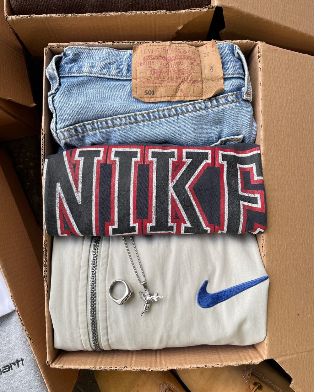 Vintage Outfit Mystery Box