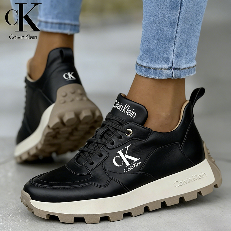 Calvin Klein® 2026 Női sportcipő természetes bőrből, mindennapi viseletre alkalmas.