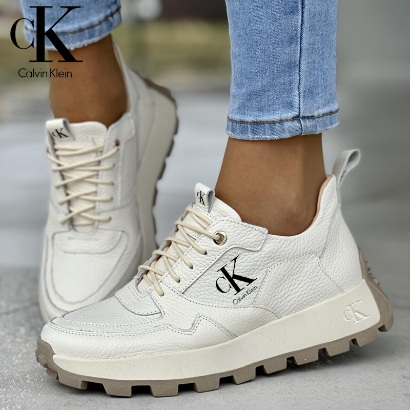 Calvin Klein® 2026 Női sportcipő természetes bőrből, mindennapi viseletre alkalmas.