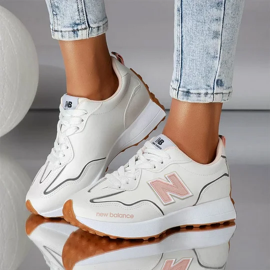 New Balance® Új, stílusos női ortopéd cipő vastag, csúszásgátló talppal.