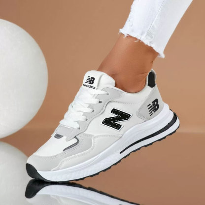 New Balance® Divatos, vastag talpú, csúszásmentes női cipő