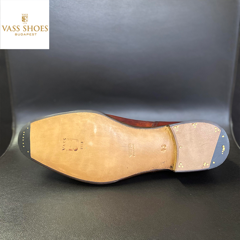 VASS X PEKANTO  Kézzel készített férfi borjúbőr cipő