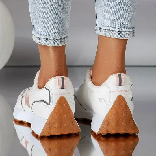 New Balance® Új, stílusos női ortopéd cipő vastag, csúszásgátló talppal.