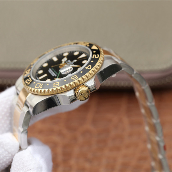 GMT-Master II Black Bezel Multicolor Selection 40mm