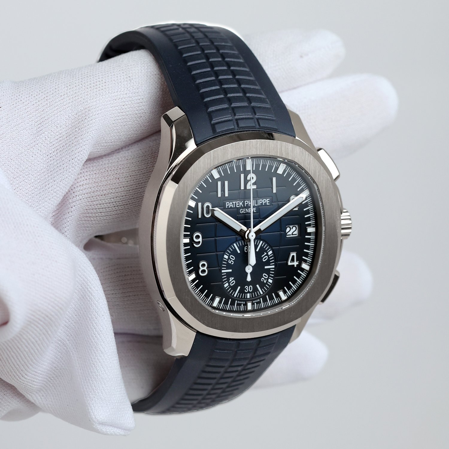 PATthtEK PHILIthtPPE AQUANAUT CHRONOGRAPH 42MM
