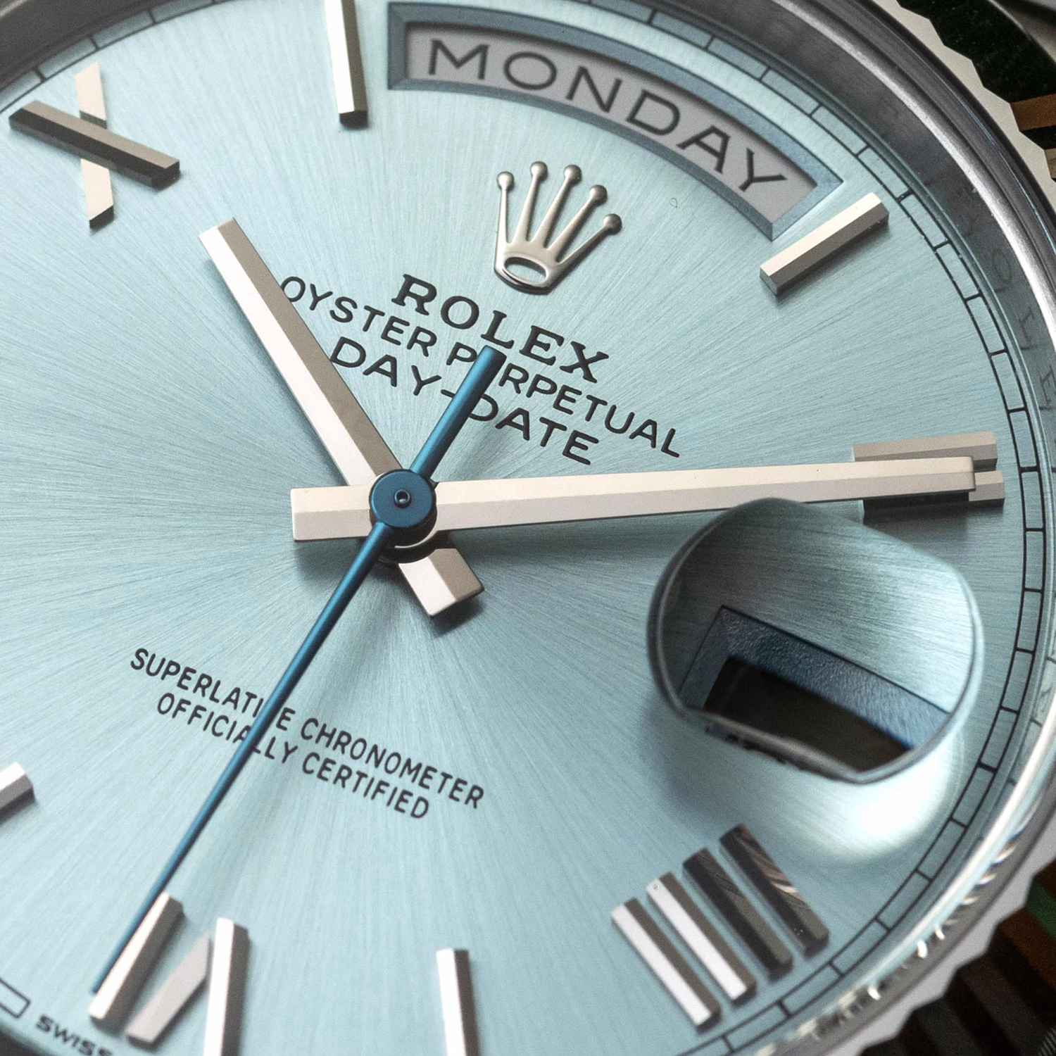 rolthtex Oyster Perpetual Day-Date President 40mm in Platinum with Ice-Blue Dial Men's Watch 228236-0012 Unworn