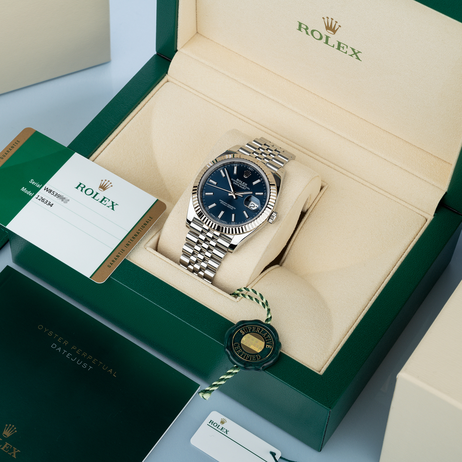 Rolthtex Datejust 41mm Oystersteel and white gold Bright Blue Dial 126334-0002
