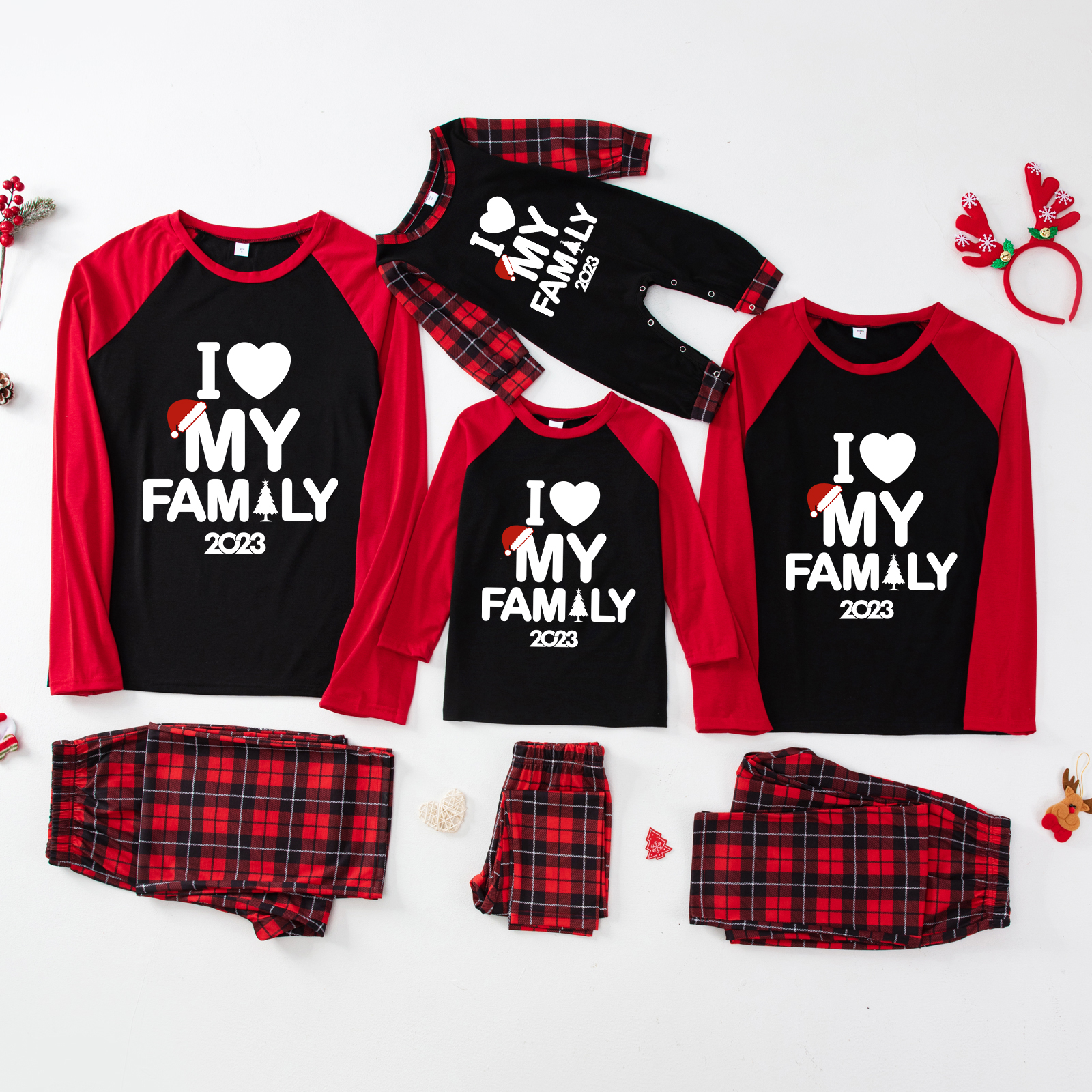 I Love My Family 2023 Christmas Plaids Family Matching Pajamas Set(Black)