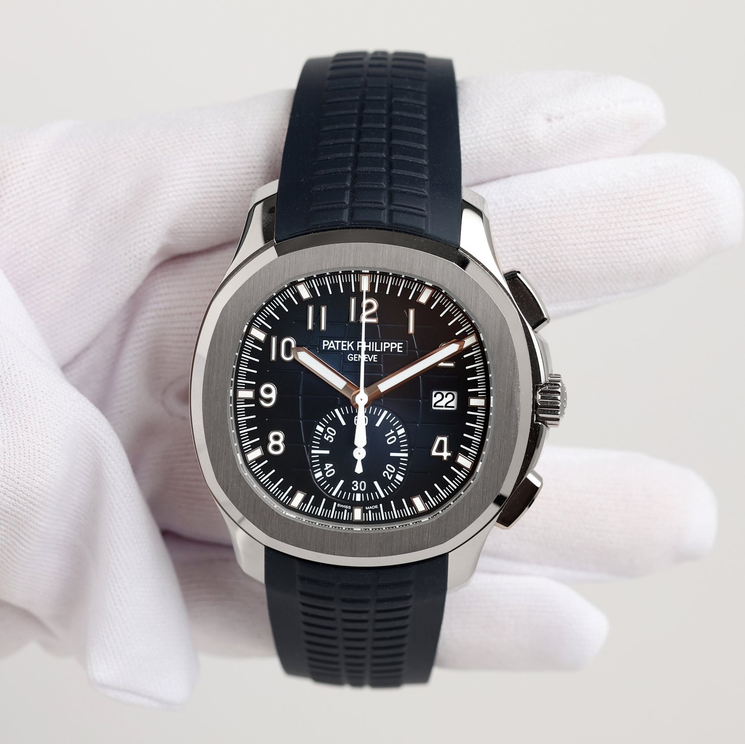PATthtEK PHILIthtPPE AQUANAUT CHRONOGRAPH 42MM