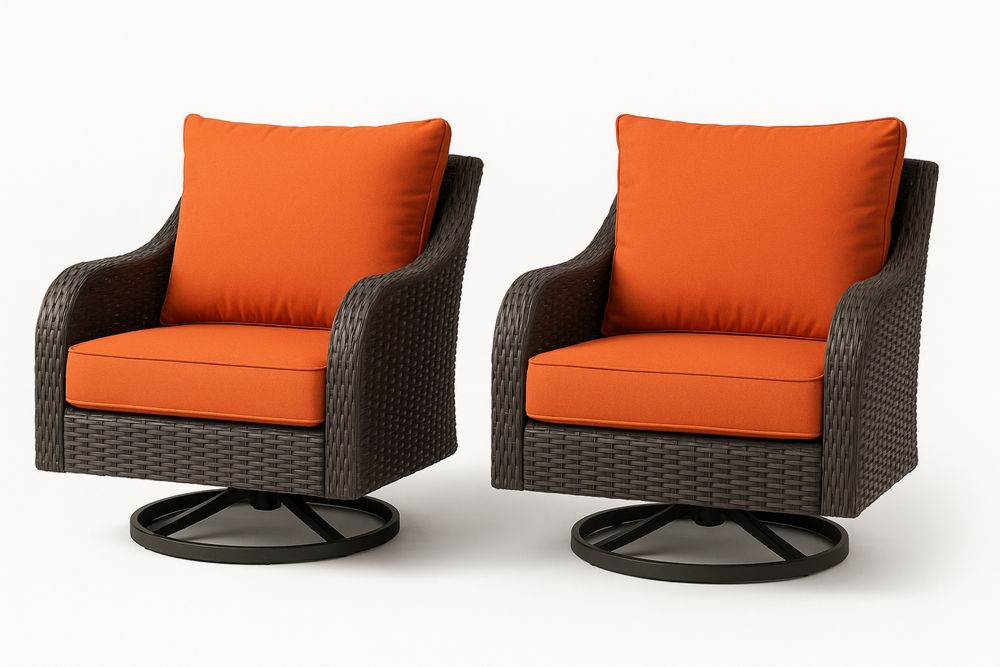 Kaksi pyörivää polyrottinkituolia oransseilla polyesteripehmusteilla-lumiaurorahaven
