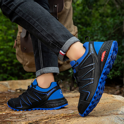 Scarpe ortopediche dal design ergonomico per dolori alla schiena, alle articolazioni e ai piedi: adatte a tutti gli uomini