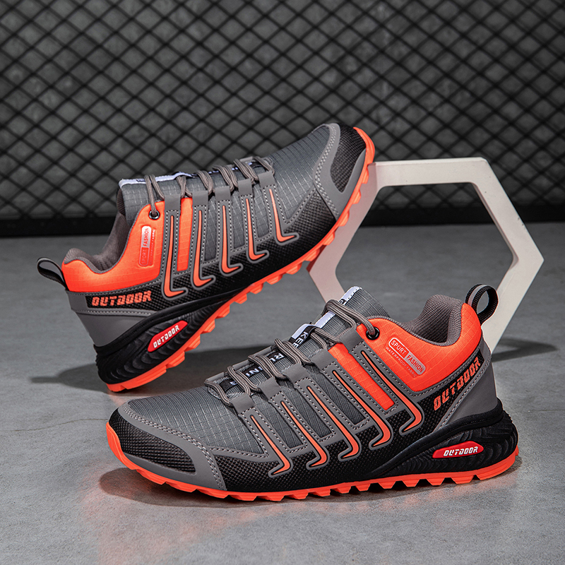 Scarpe ortopediche dal design ergonomico per dolori alla schiena, alle articolazioni e ai piedi: adatte a tutti gli uomini