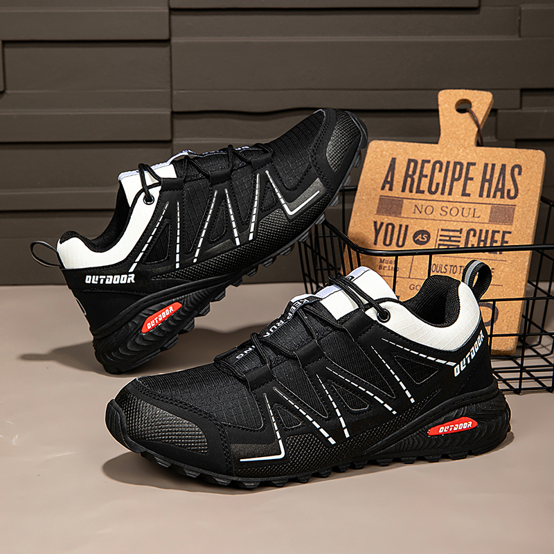 Scarpe ortopediche dal design ergonomico per dolori alla schiena, alle articolazioni e ai piedi: adatte a tutti gli uomini