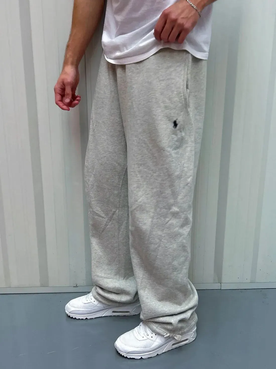 PL UNISEX BAGGY SWEATPANTS Image - 4