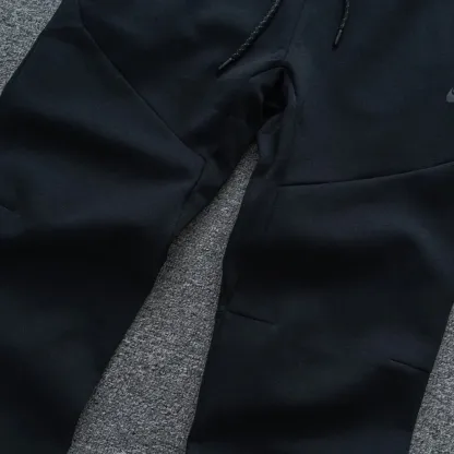 Conjunto  Tech Fleece Image - 3