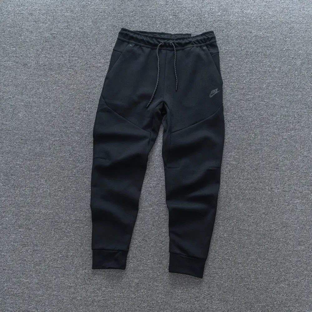 Conjunto  Tech Fleece Image - 6