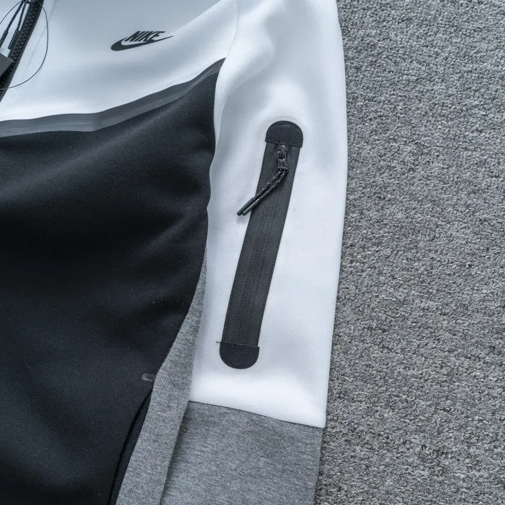 Conjunto  Tech Fleece Image - 8
