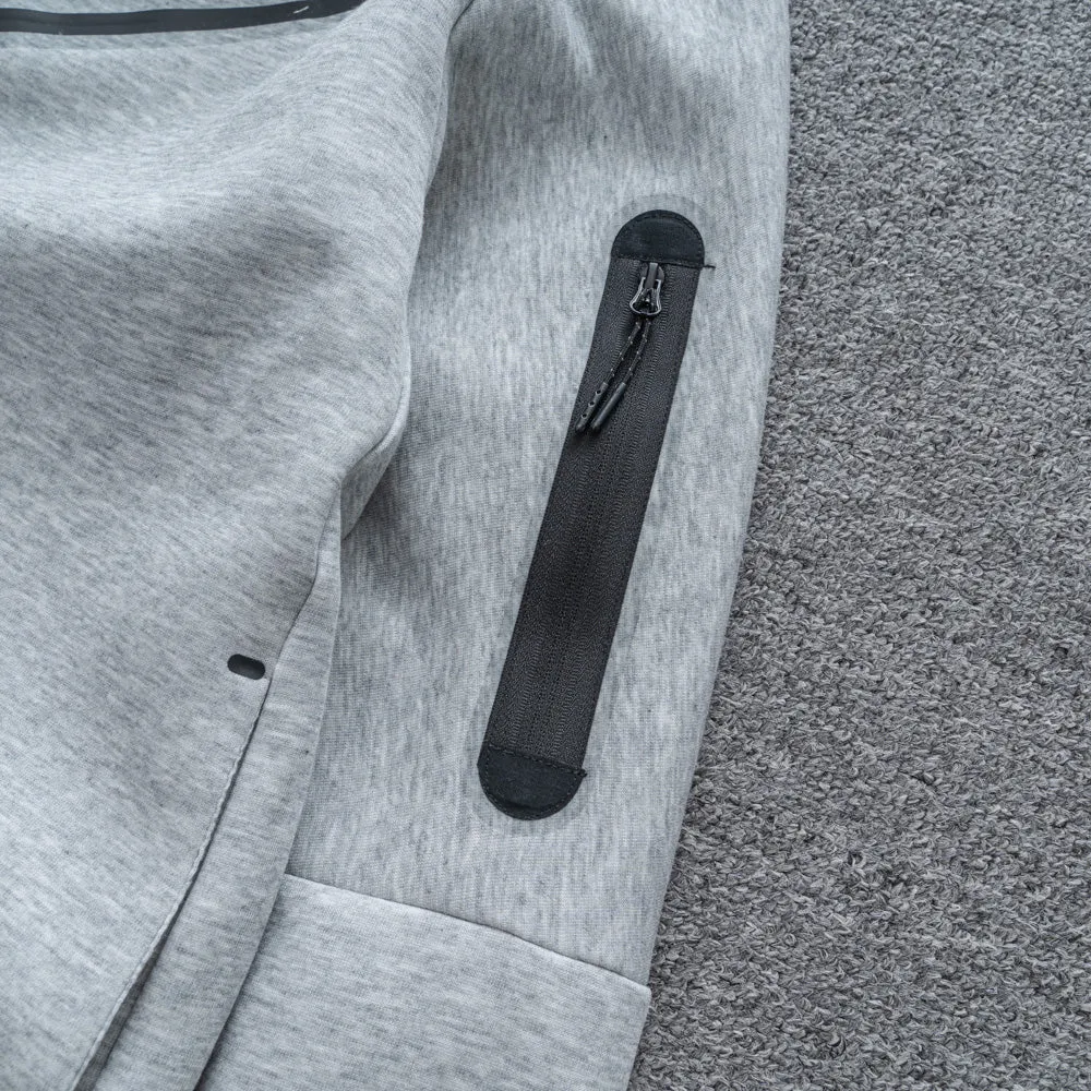 Conjunto  Tech Fleece Cinza Image - 4